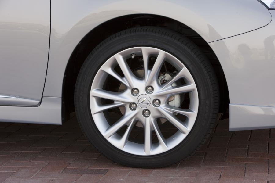  Lexus HS250h 2009 года  (фото 181 из 273)